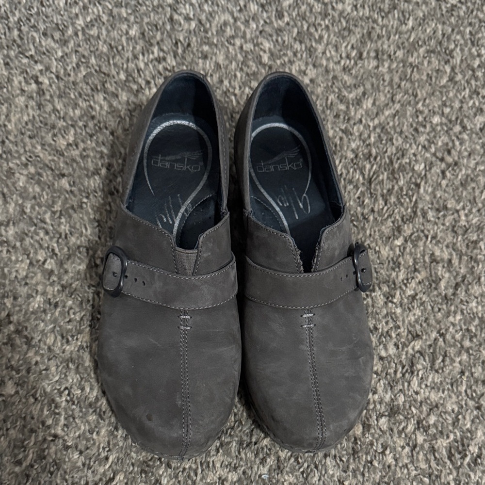 Dansko Women's Dark Gray Slip-On Clogs size 37 (6.5 women’s)